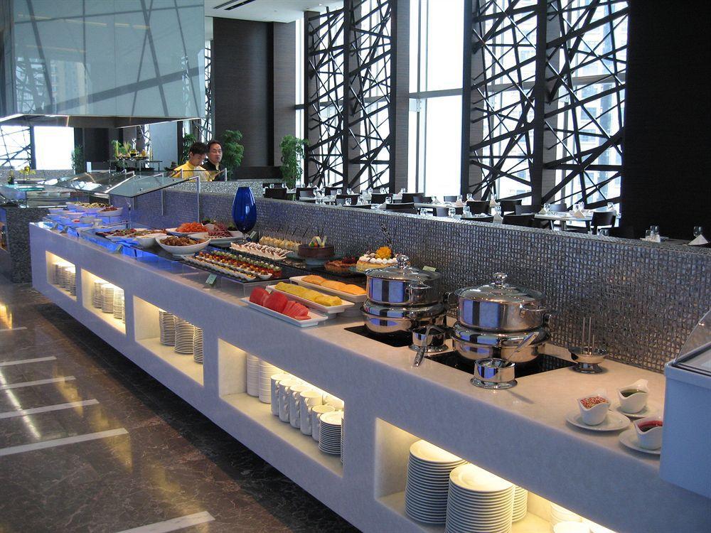 Nina Hotel Tsuen Wan West Hong Kong Exterior foto A buffet at a hotel