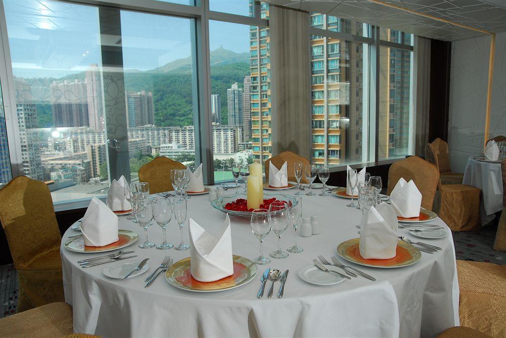 Nina Hotel Tsuen Wan West Hong Kong Exterior foto A table set for a formal dinner