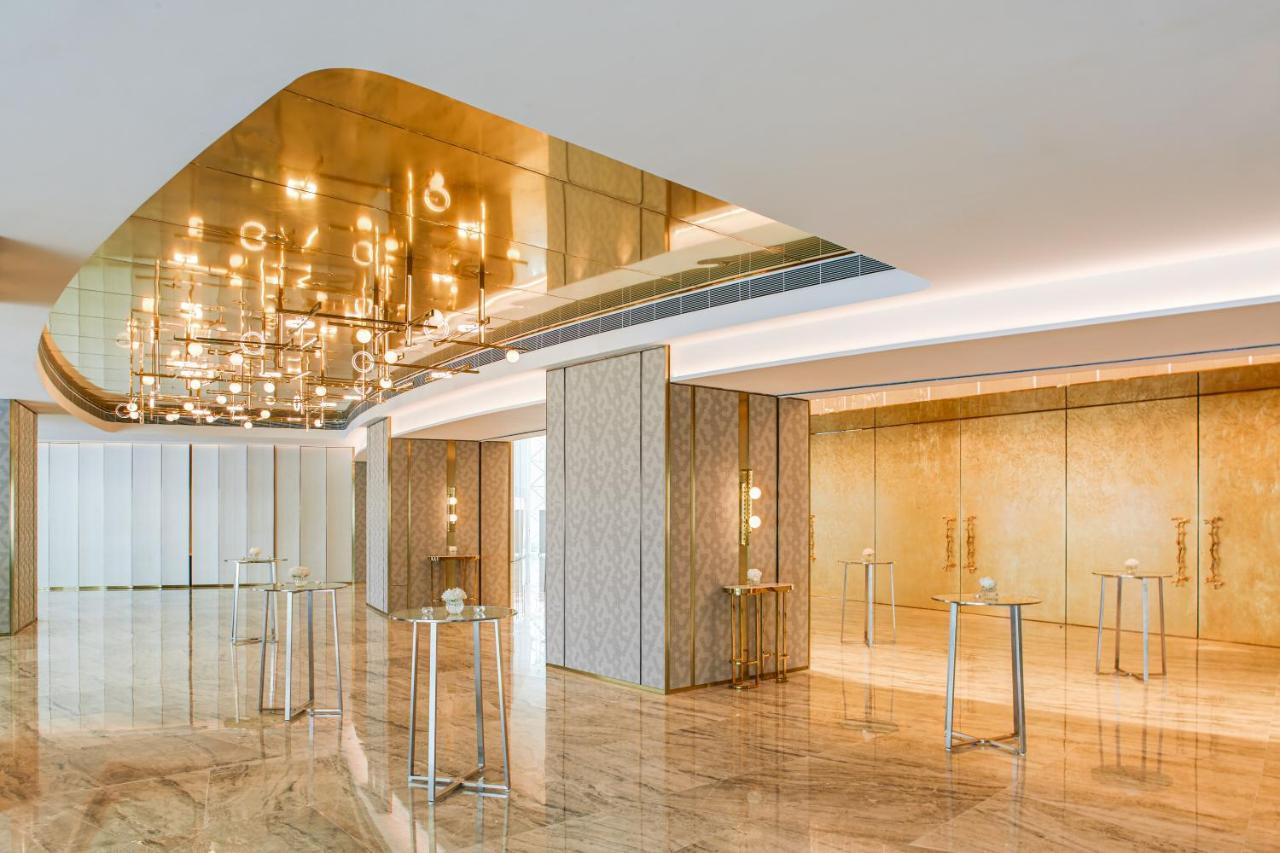 Nina Hotel Tsuen Wan West Hong Kong Exterior foto The interior of the Opera House