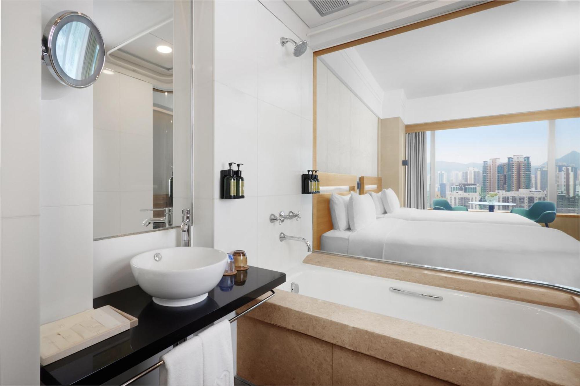 Nina Hotel Tsuen Wan West Hong Kong Exterior foto Deluxe Room with Harbour View